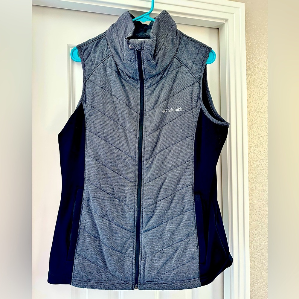 Columbia Gray and Black Vest